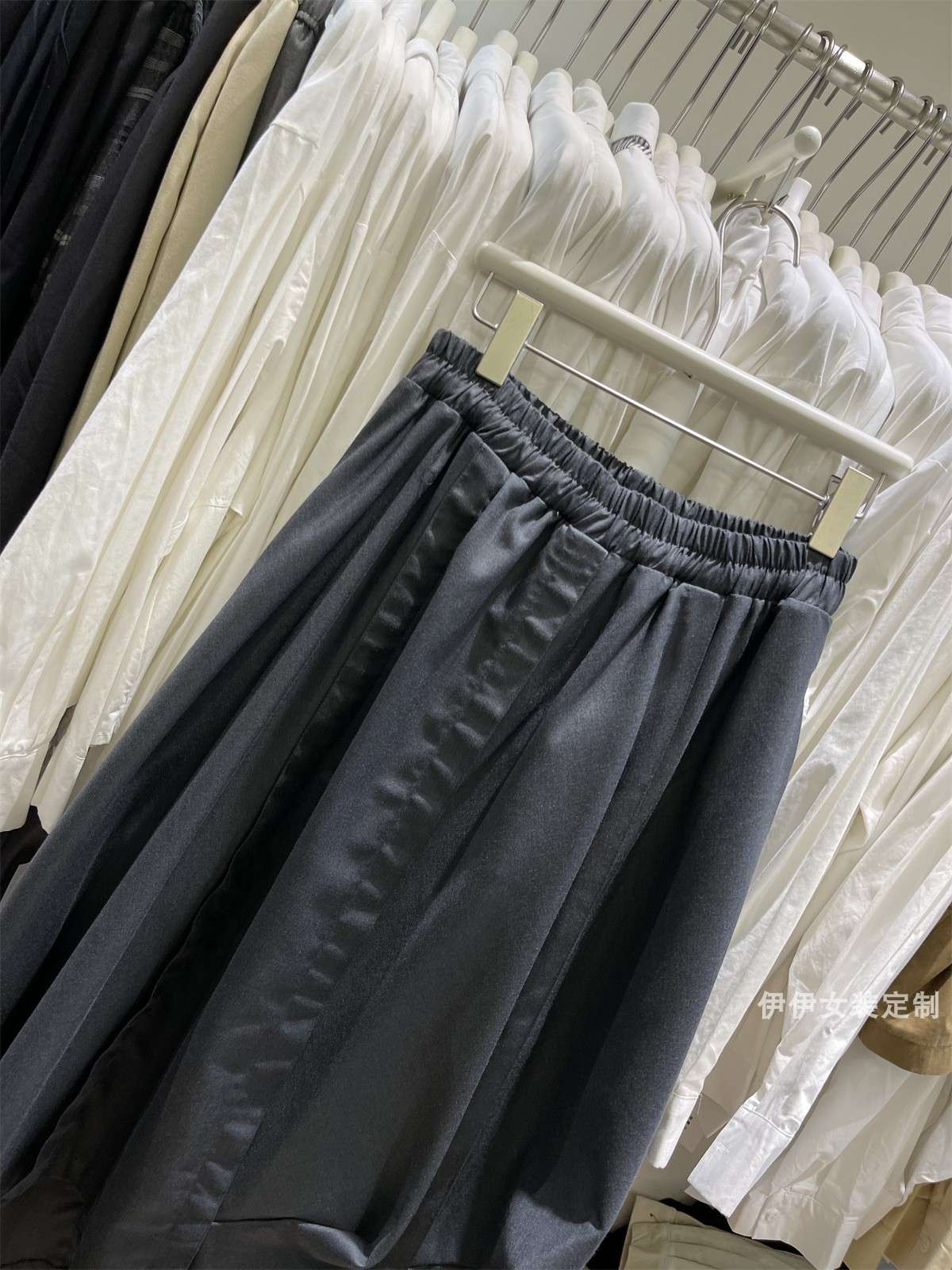 モード系ファッション エアリーフローロングスカート