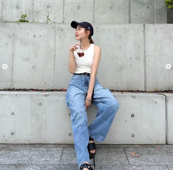 モード系ファッション ルーズフィット プチプラダメージデニムパンツ