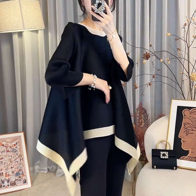 モード系ファッション モード感漂うアシンメトリーポンチョトップス｜バイカラーデザイン｜体型カバー｜ゆったりシルエット