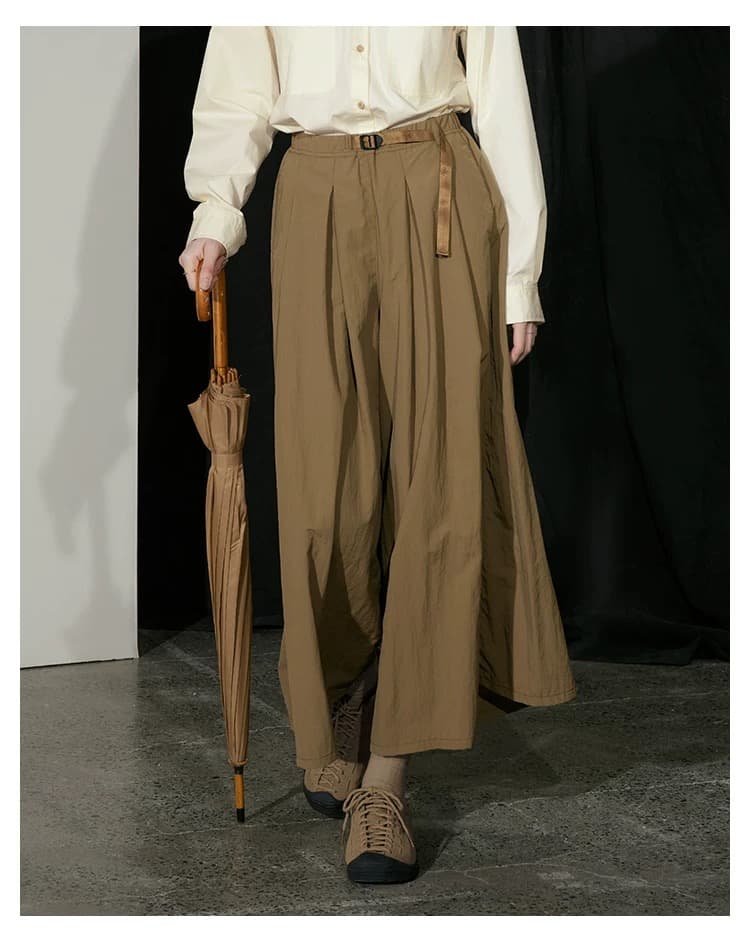 モード系ファッションック入りワイドパンツ - 洗練されたシルエット-と快適さ-