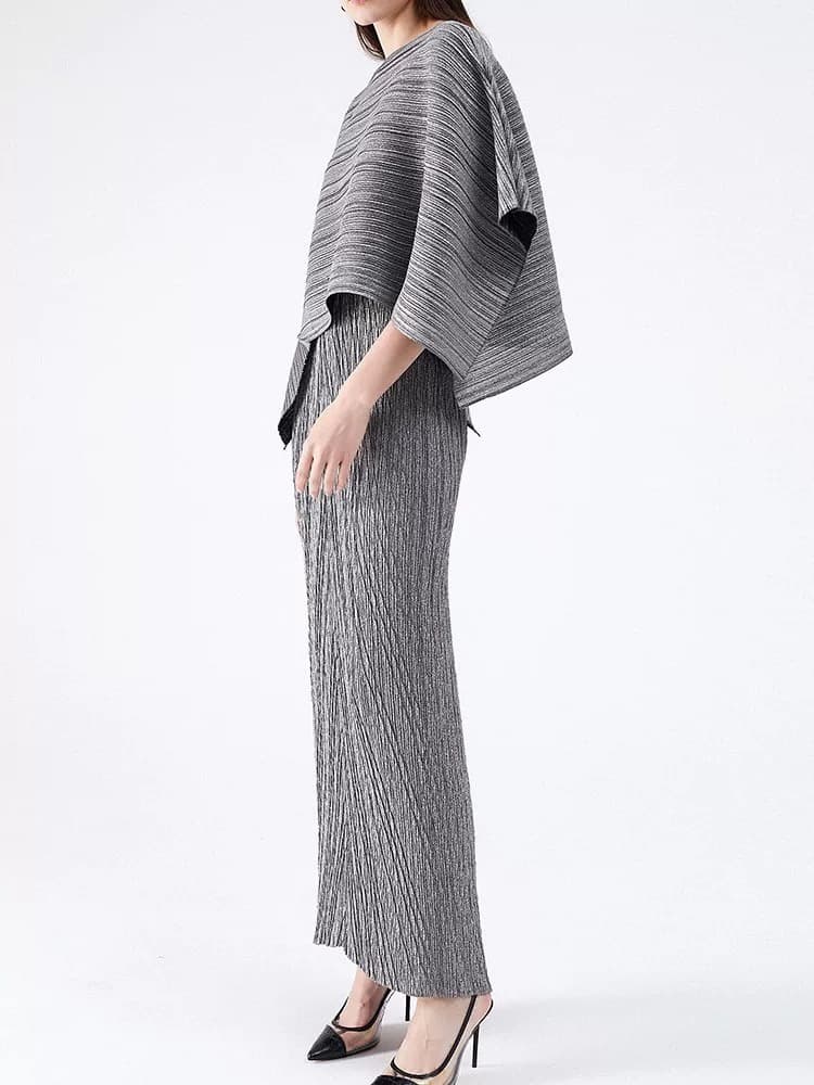 モード系ファッション全10色展開】イッセイミヤケ風 プリーツセットアップワンピース（ノースリーブ×巻きトップス）