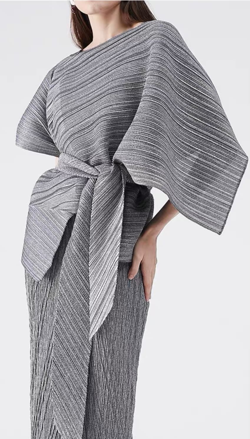 モード系ファッション全10色展開】イッセイミヤケ風 プリーツセットアップワンピース（ノースリーブ×巻きトップス）