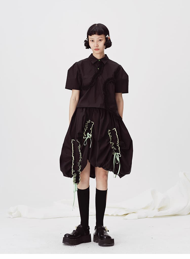 モード系ファッション【S・M展開】リボン×ギャザー装飾バルーンスカート／ブラック