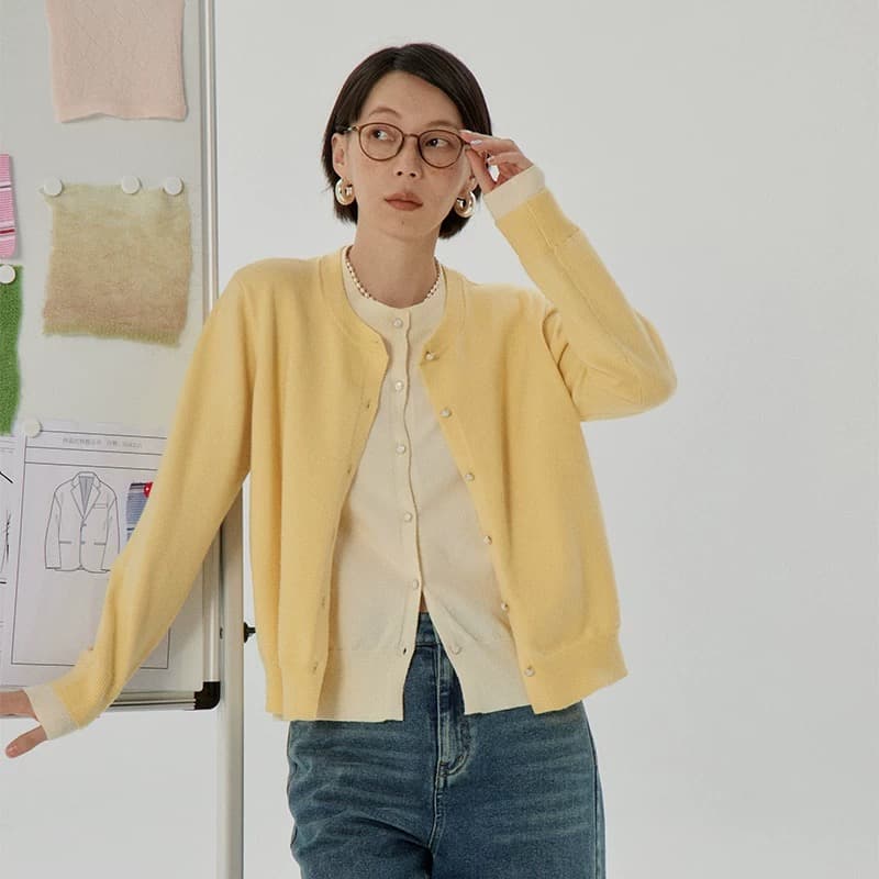 モード系ファッションレイヤードスタイルカーディガン