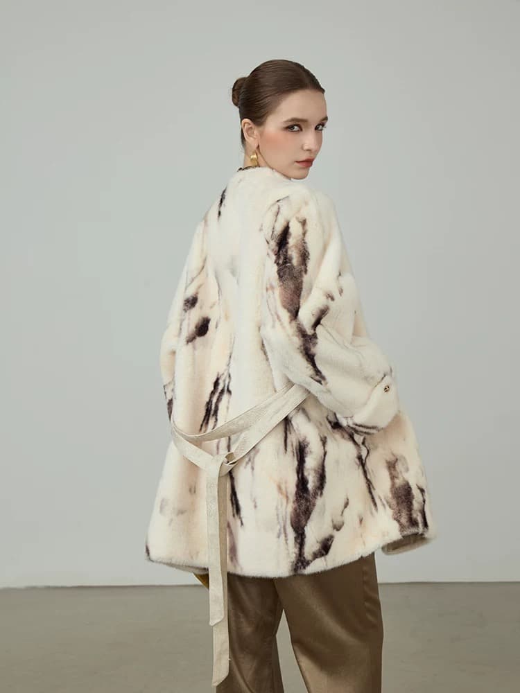モード系ファッションエレガントなタイダイ柄フェイクファーコート - 冬の主役アウター