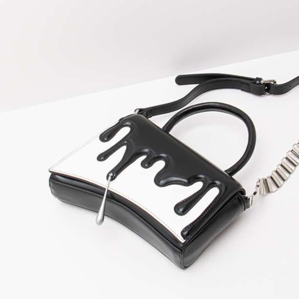 モード系ファッション アートな存在感。メルティドリップハンドバッグ｜ミニサイズ・ショルダー付属