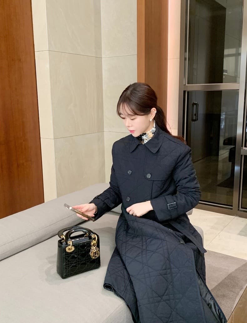 モード系ファッション 【ロング丈Aラインベスト＋ショート丈アウター（別売り）】  秋冬の重ね着に映える、上品キルティングレイヤードアイテム