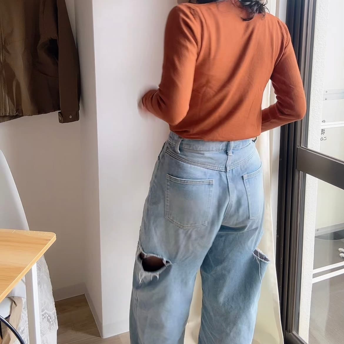 モード系ファッション ルーズフィット プチプラダメージデニムパンツ