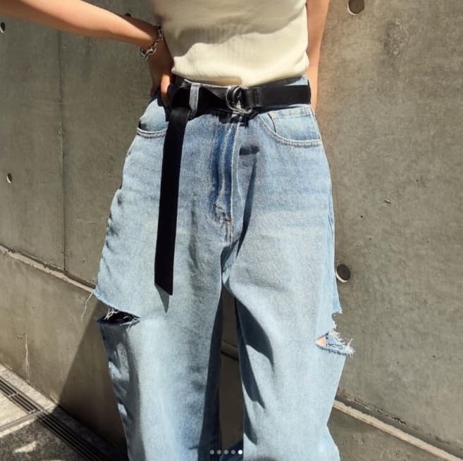 モード系ファッション ルーズフィット プチプラダメージデニムパンツ