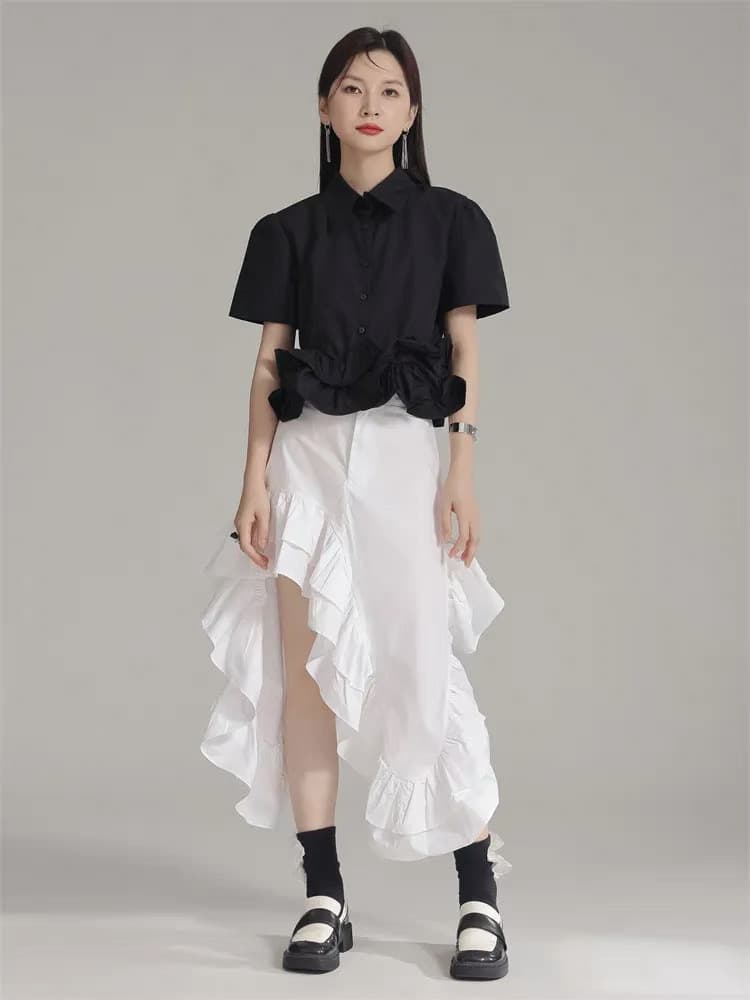 モード系ファッション 3Dフラワーモチーフシャツ｜ボリュームスリーブ｜モード＆エレガント