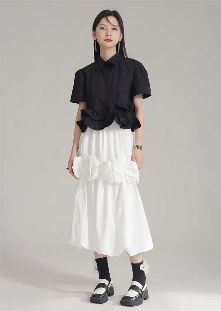 モード系ファッション 3Dフラワーモチーフシャツ｜ボリュームスリーブ｜モード＆エレガント