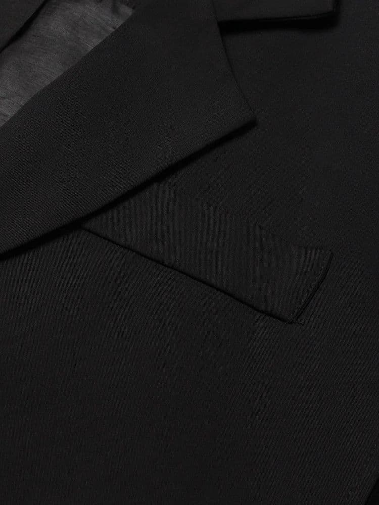 モード系 体型カバーも叶える、涼感アシンメトリーブラウス｜レイヤード風デザイン×フレアスリーブで夏映え確定