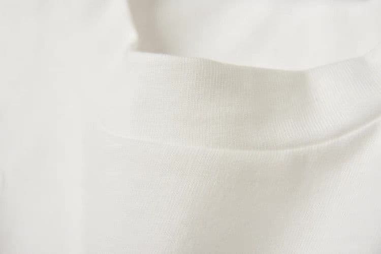 モード系ファッション アシンメトリーデザインTシャツ｜モード系×立体ドレープで華やか見え