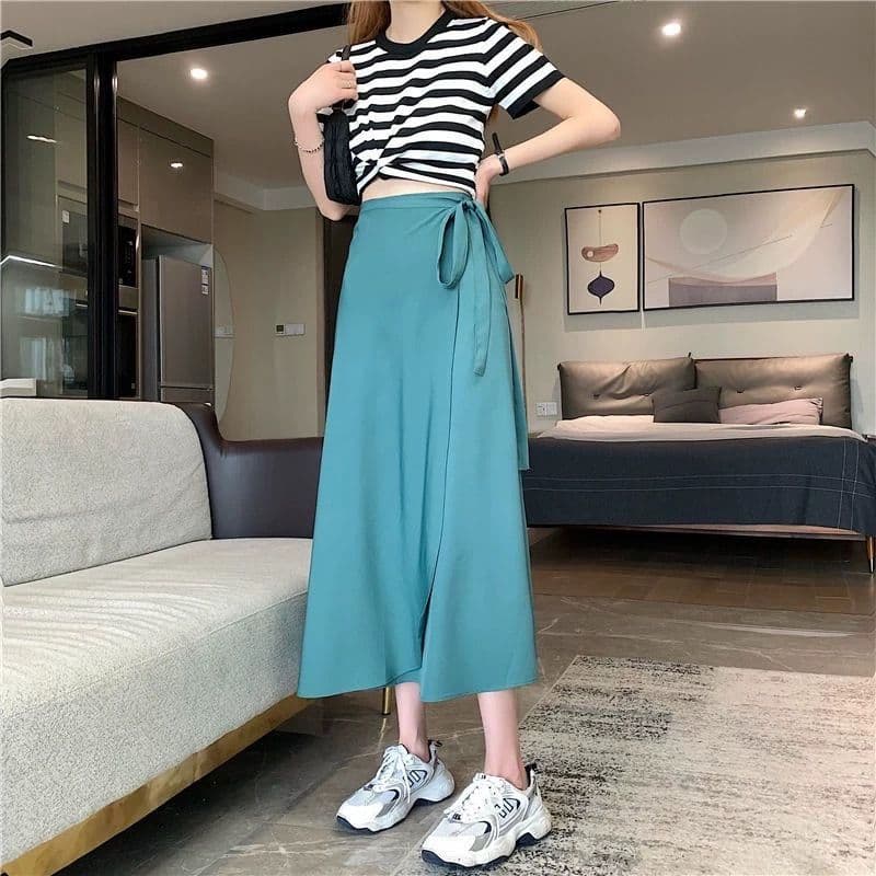 モード系ファッション 体型カバーも叶える、美シルエットのプチプララップスカート