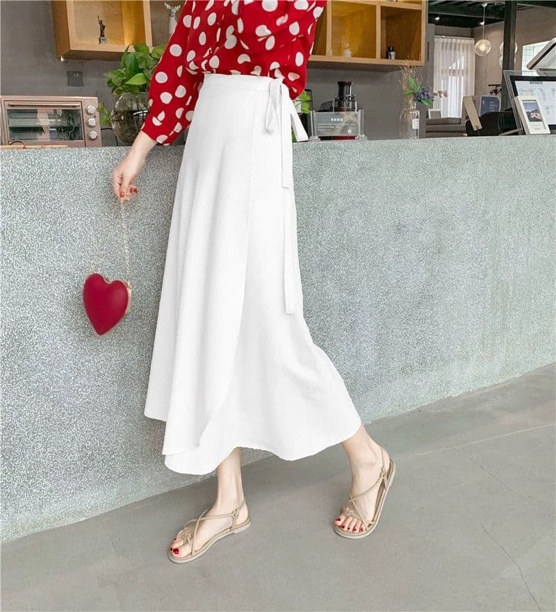 モード系ファッション 体型カバーも叶える、美シルエットのプチプララップスカート