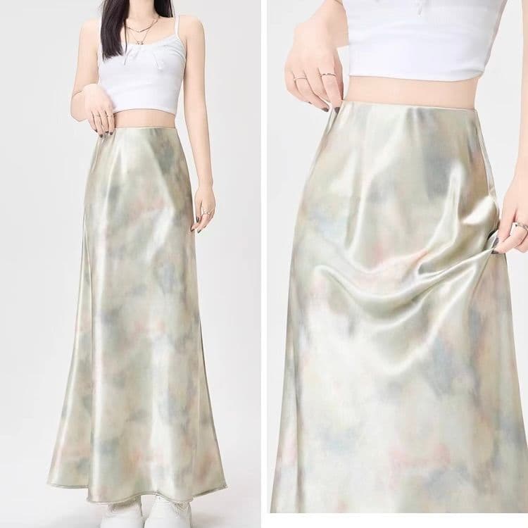 モード系 体型カバーも映えも叶える｜骨格ストレート向け水彩グラデーションスカート