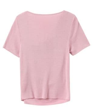 モード系 大人の色気と涼感をまとう｜ドレープネックTシャツ（ピンク／骨格ストレート向け）