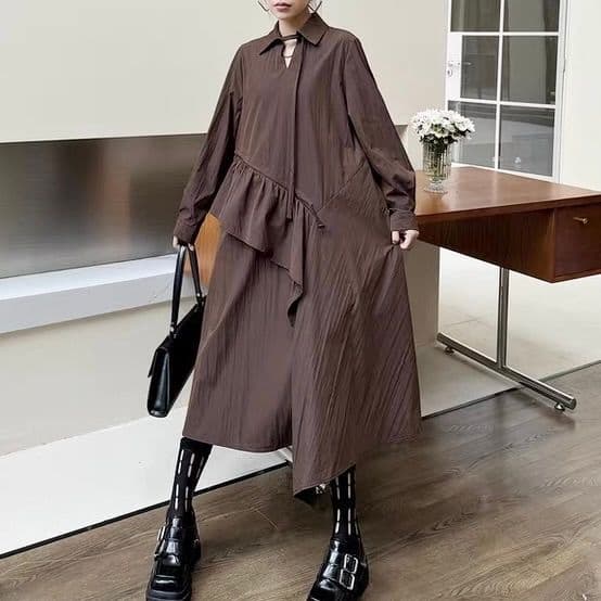 モード系ファッション 【体型カバー◎】アシメデザイン襟付きワンピース｜3色展開・ゆったりフリーサイズ