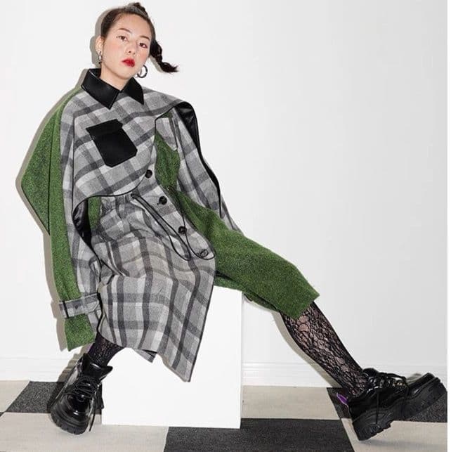 モード系ファッション エレガントチェック柄グリーンケープコート