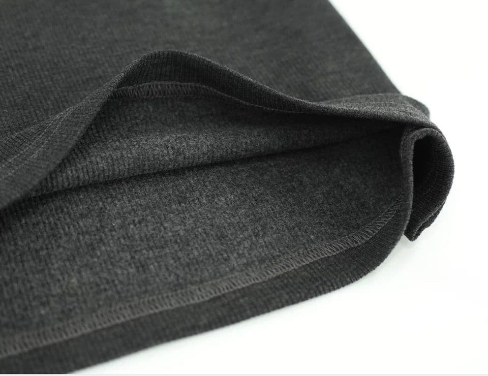 モード系ファッション 【S〜3XL対応】スリット入りハイネックニットロングトップス