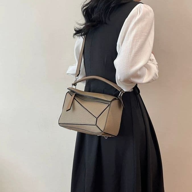 モード系ファッション【高見え×機能性】ジオメトリックデザインPUミニバッグ（6カラー展開）