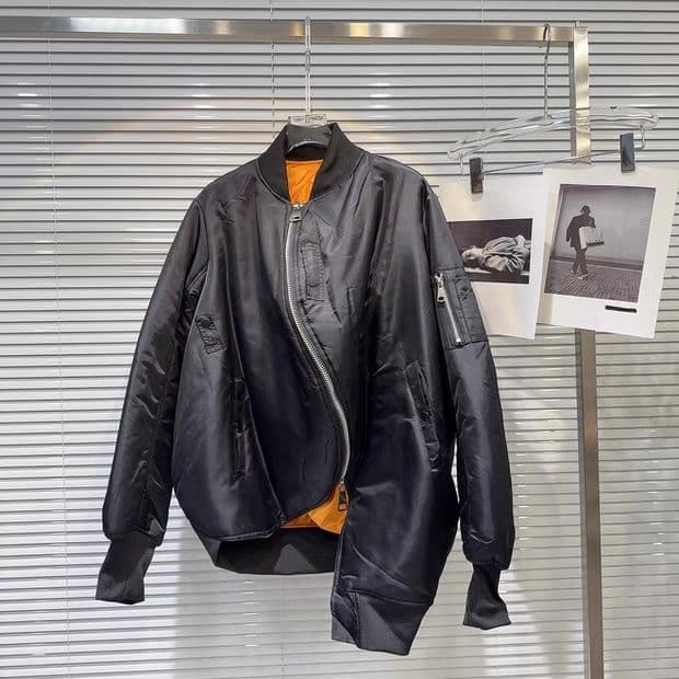 モード系ファッション 【Sサイズ限定】光沢ブラック×ヴィヴィッド裏地 MA-1風ボンバージャケット