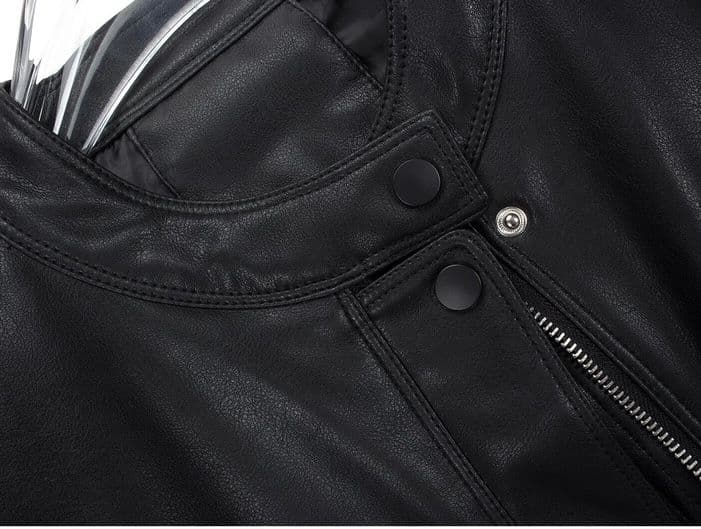 モード系ファッション【S〜XL対応】春秋スタンドカラーPUレザージャケット｜艶とハリで仕立てるミニマルモードアウター