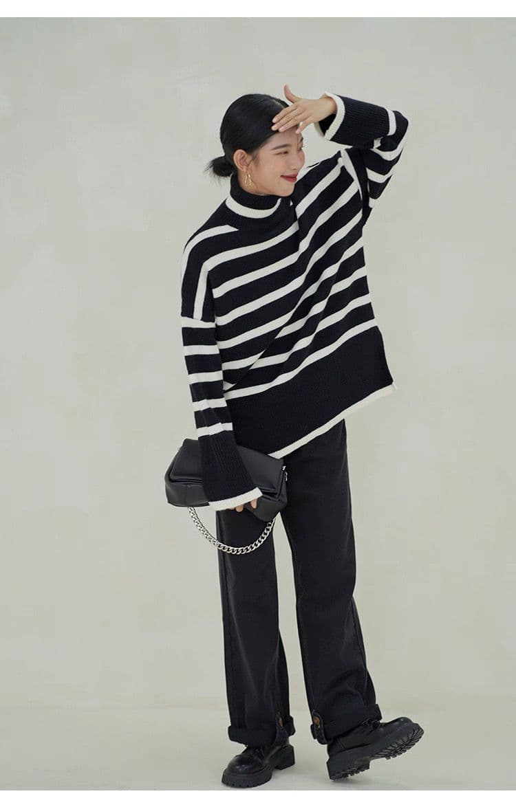 モード系ファッション【ハイネック×ワイドシルエット】モード配色ボーダーニットトップス（M）