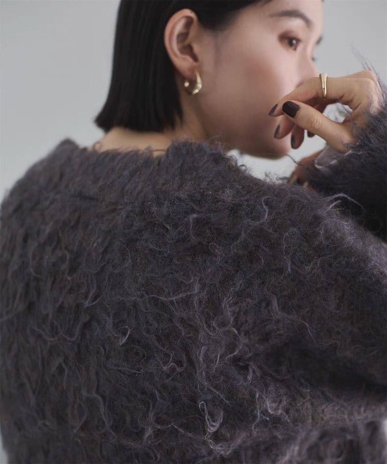 モード系ファッション【極上の存在感】Vネック シャギーヤーン ニットカーディガン（ゆったりサイズ）