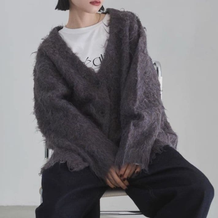 モード系ファッション【極上の存在感】Vネック シャギーヤーン ニットカーディガン（ゆったりサイズ）