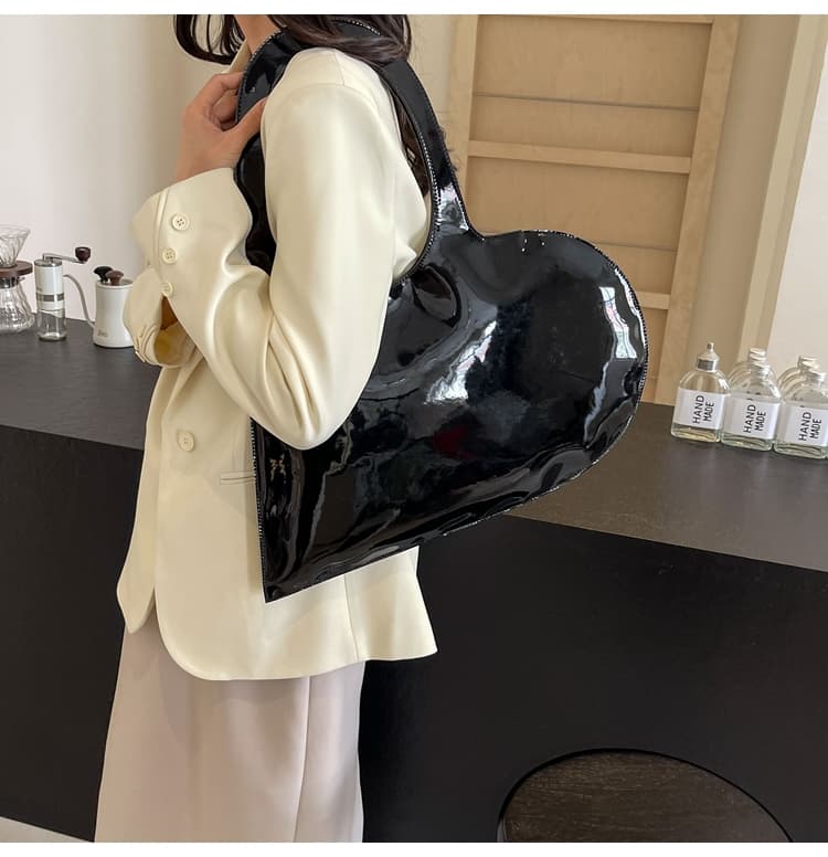 モード系ファッションハートデザイン ハンドバッグ