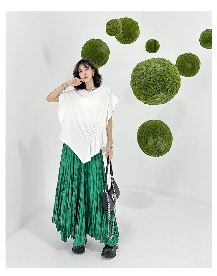 モード系アシンメトリータックTシャツ｜シルエット美×大人カジュアル