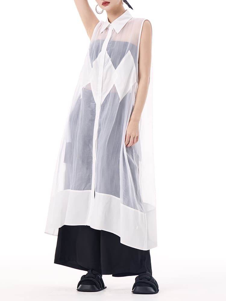 モード系 モード感溢れるシアーロングシャツ｜ノースリーブ・透け感・アシンメトリーデザイン・ホワイト／ブラック