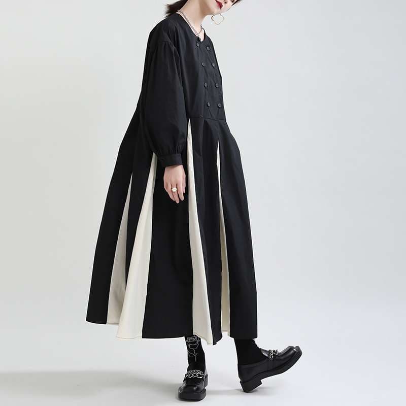 モード系ファッション 【一枚で完成するモード感】配色プリーツ切替ロングワンピース〈ブラック〉