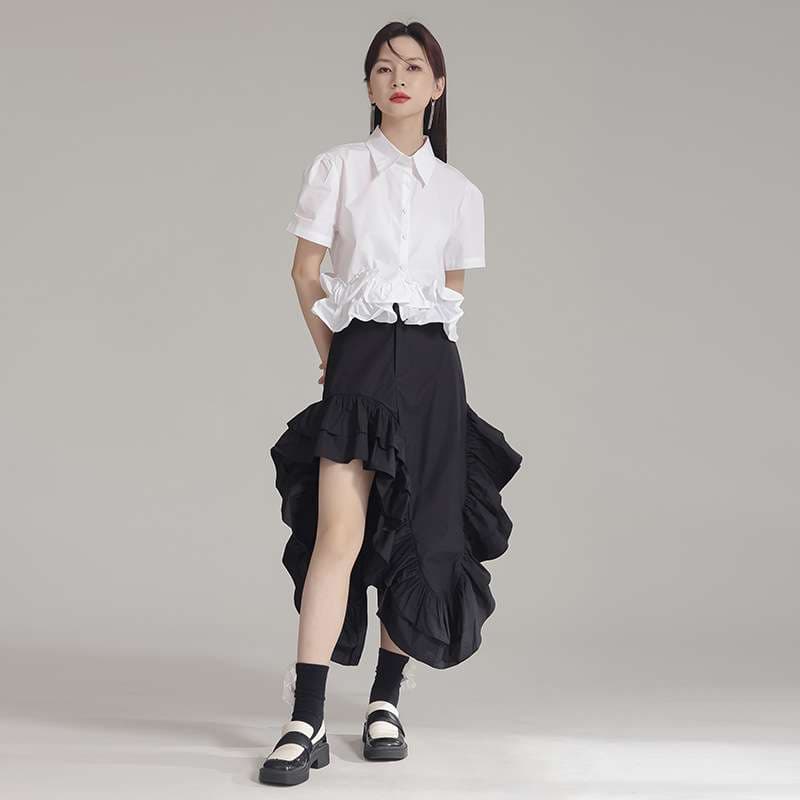 モード系ファッション 3Dフラワーモチーフシャツ｜ボリュームスリーブ｜モード＆エレガント