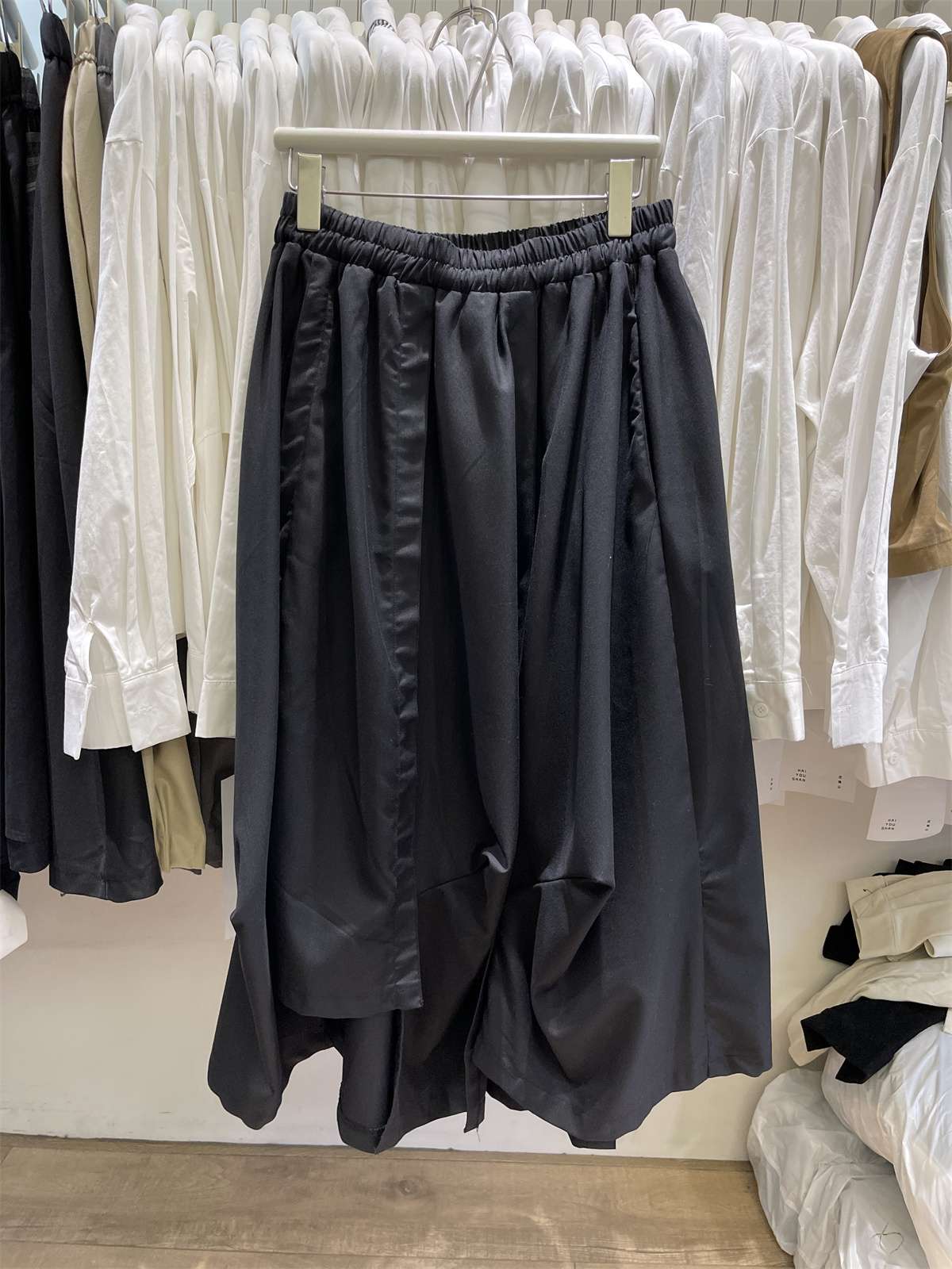 モード系ファッション エアリーフローロングスカート
