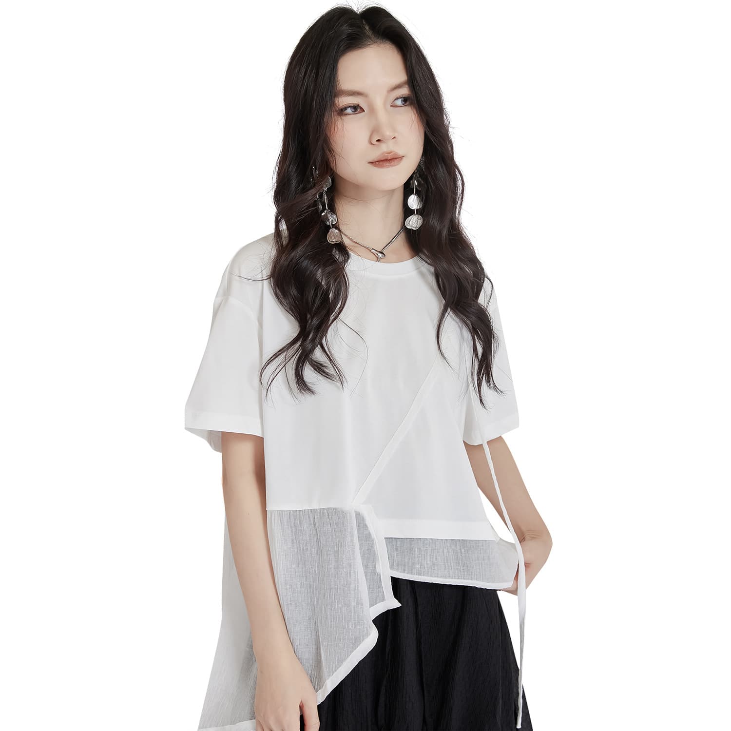 モード系 高見えアシンメトリーデザインTシャツ｜骨格ストレートも着映え｜オフィスカジュアルにも