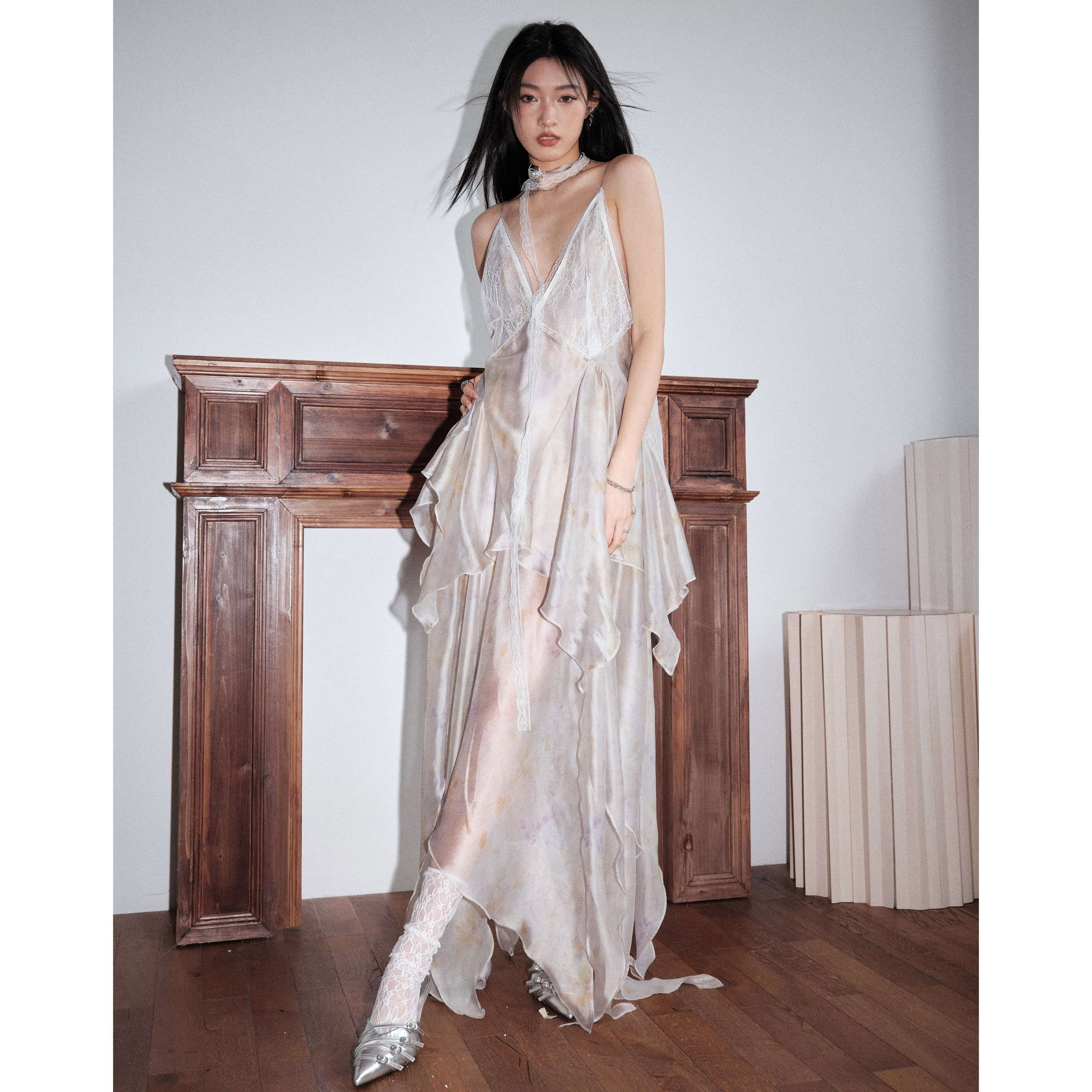 モード系ファッション エアリーシルエット シフォンレースドレス　パーティードレス