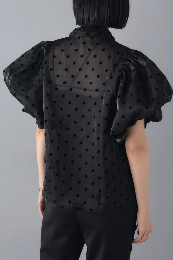 モードファッション ドット柄シースルーブラウス – モードな甘さをプラス