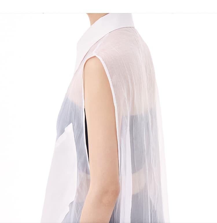 モード系 モード感溢れるシアーロングシャツ｜ノースリーブ・透け感・アシンメトリーデザイン・ホワイト／ブラック