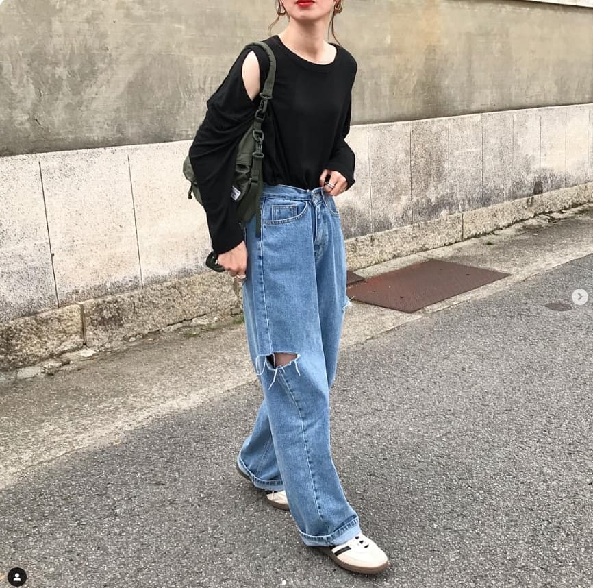 モード系ファッション ルーズフィット プチプラダメージデニムパンツ