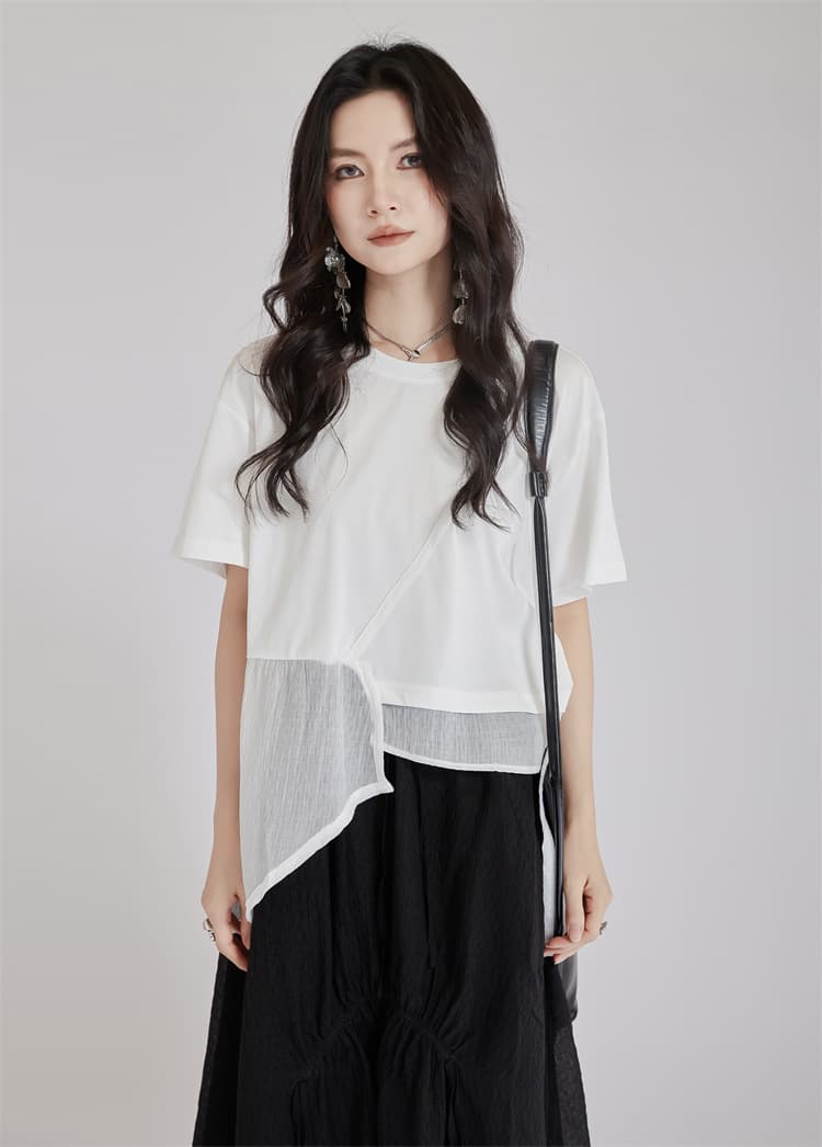 モード系 高見えアシンメトリーデザインTシャツ｜骨格ストレートも着映え｜オフィスカジュアルにも