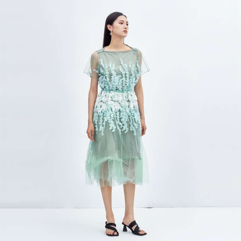 モード系ファッション エアリーフローラルチュールドレス