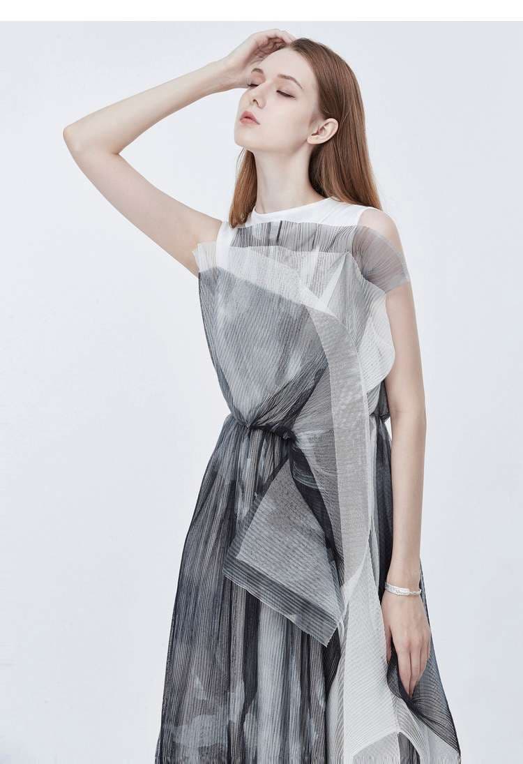 モード系ファッション エアリーレイヤードチュールドレス