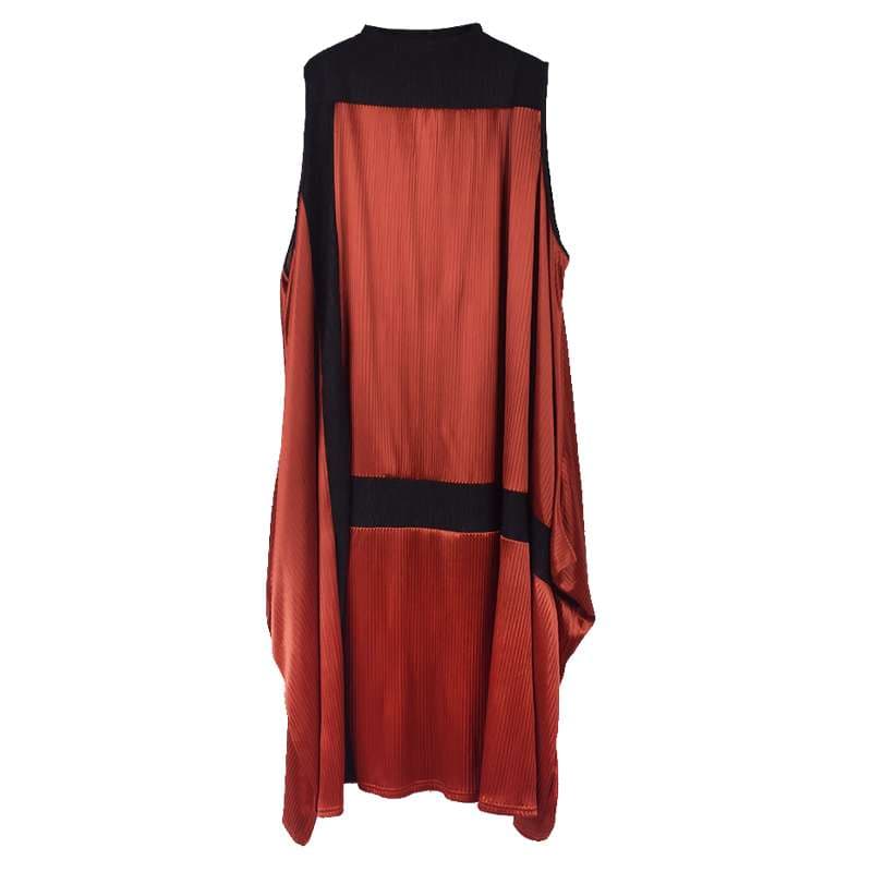 モード系ファッション バイカラープリーツロングワンピース｜美シルエットと存在感で魅せる主役アイテム