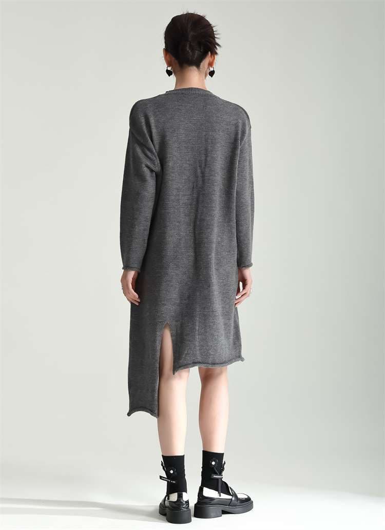 モード系ファッション 【体型カバー×モード映え】アシンメトリーニットワンピース〈グレー〉フリル袖×ハイネック／秋冬ロング丈