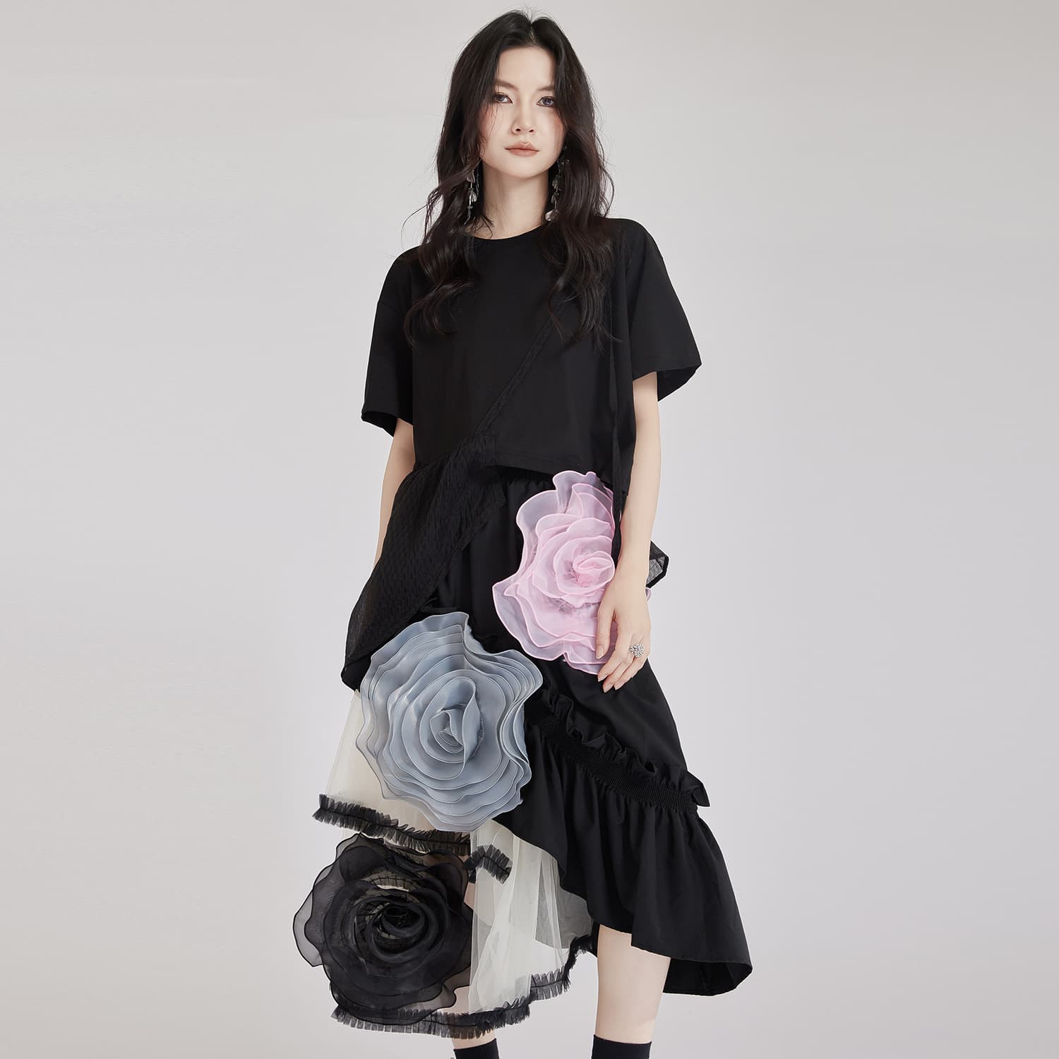 モード系 高見えアシンメトリーデザインTシャツ｜骨格ストレートも着映え｜オフィスカジュアルにも