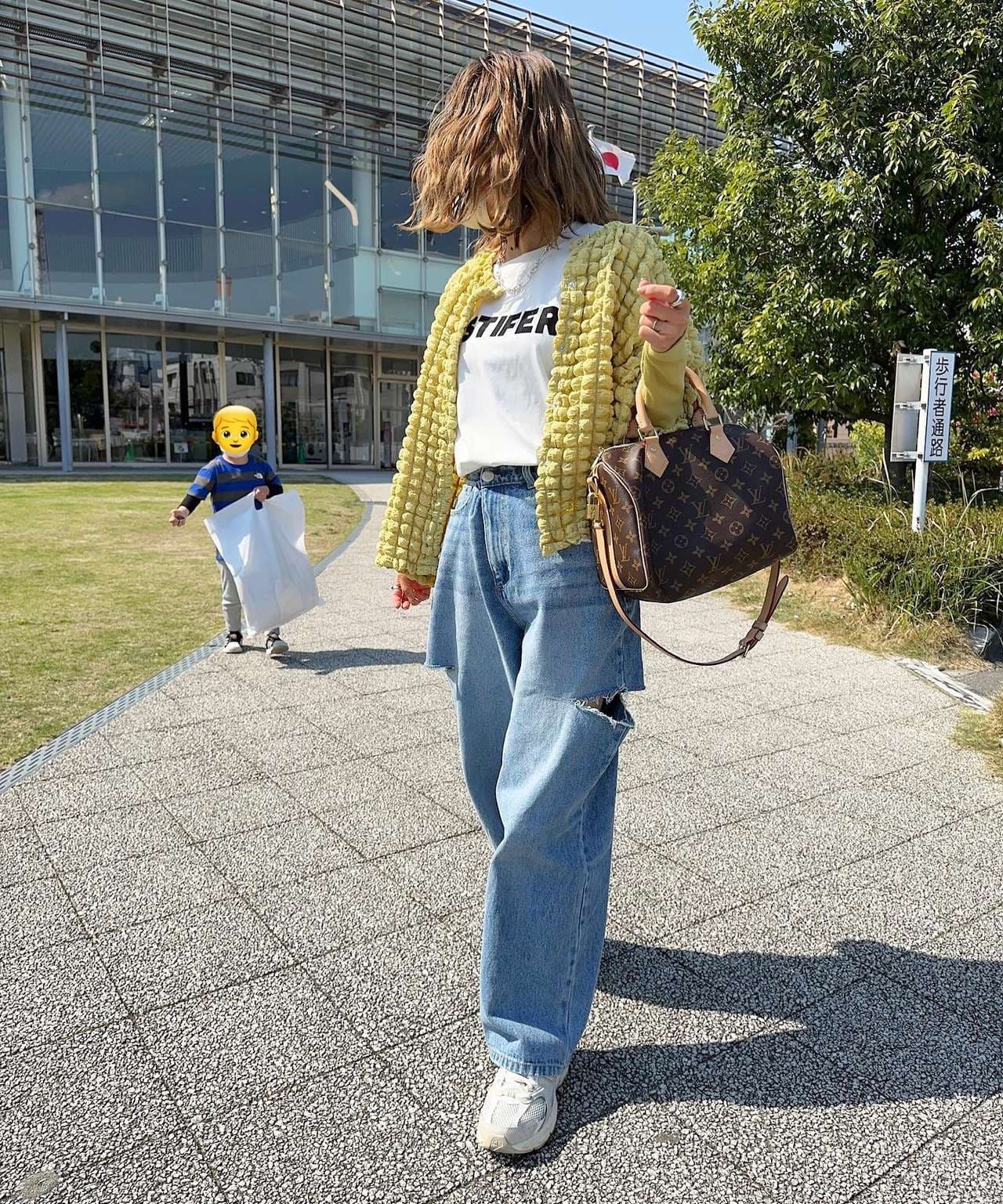 モード系ファッション ルーズフィット プチプラダメージデニムパンツ