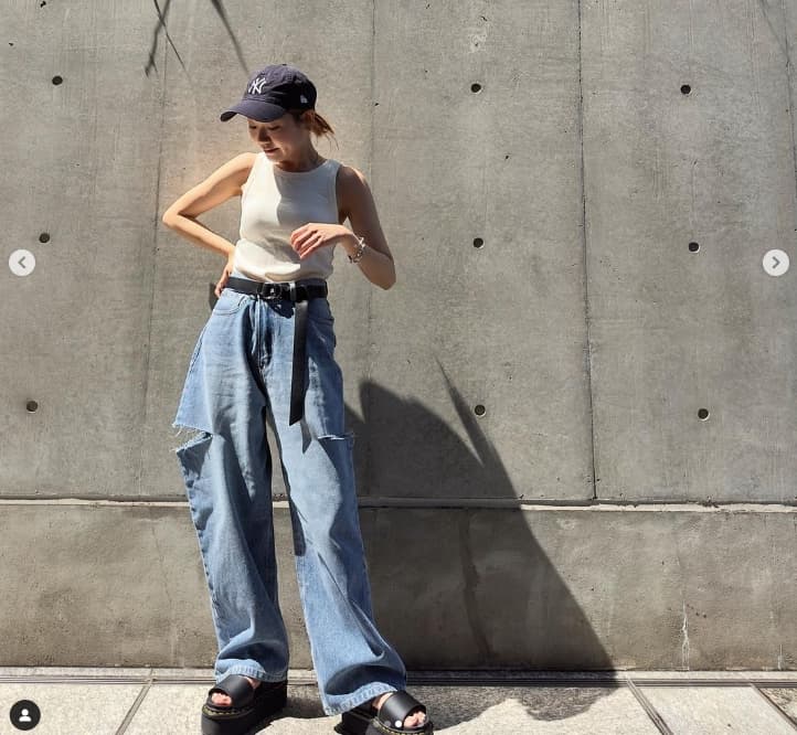 モード系ファッション ルーズフィット プチプラダメージデニムパンツ
