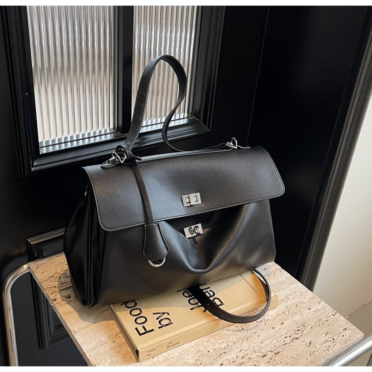 モード系ファッションエレガント＆実用的な2WAYレザーバッグ